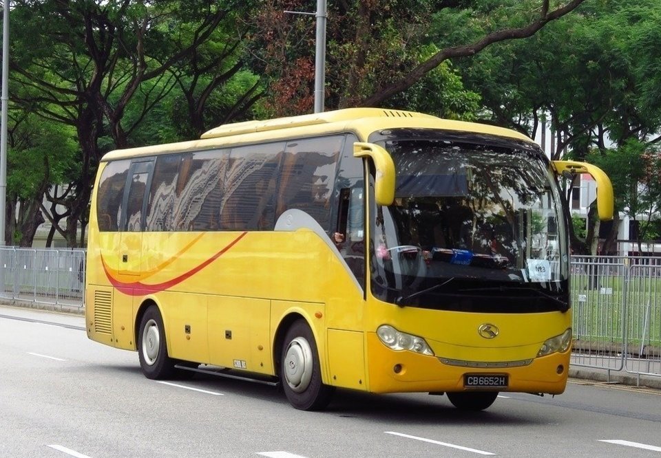 Main 220948 onibuss